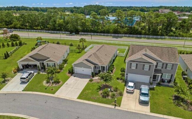 Foto del edificio - 542 Hay Hill Ln