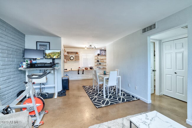 Building Photo - 4354 N 82nd St
