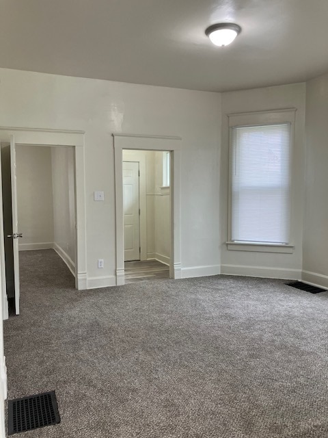 Building Photo - 319 W Nebraska Ave