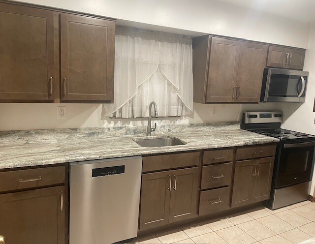 Foto del edificio - 1090 Clay Pike