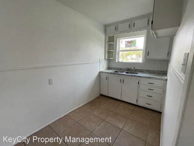 Building Photo - 1 br, 1 bath House - 1601 S 6th St