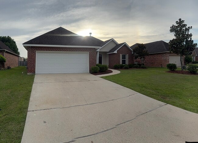 Building Photo - 17281 Paddock Cir