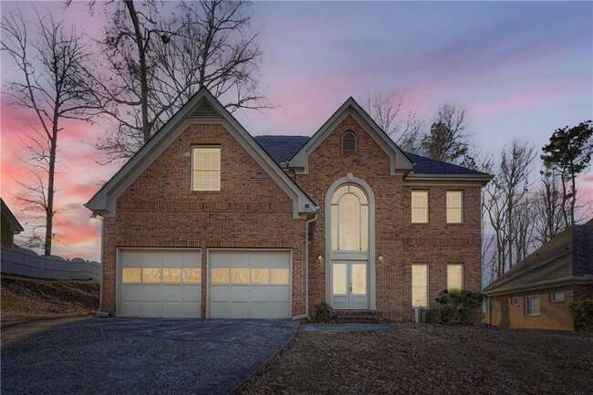 Building Photo - 500 Belgrave Ln