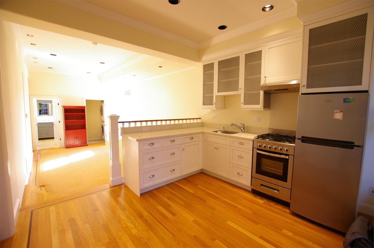 Primary Photo - 2111 Turk Blvd