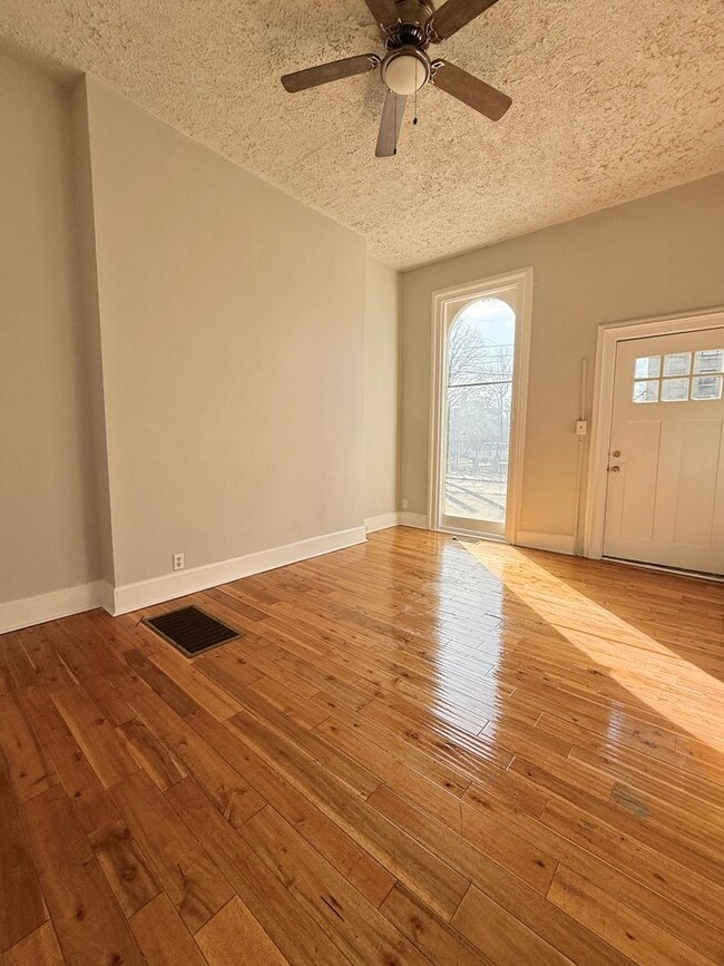 Building Photo - Totally renovated! Close to the F.C. Stadium! Over the Rhine!