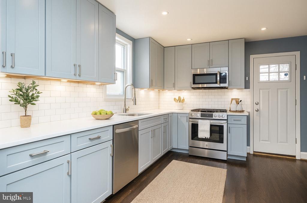 Foto del edificio - 5817 Belair Rd