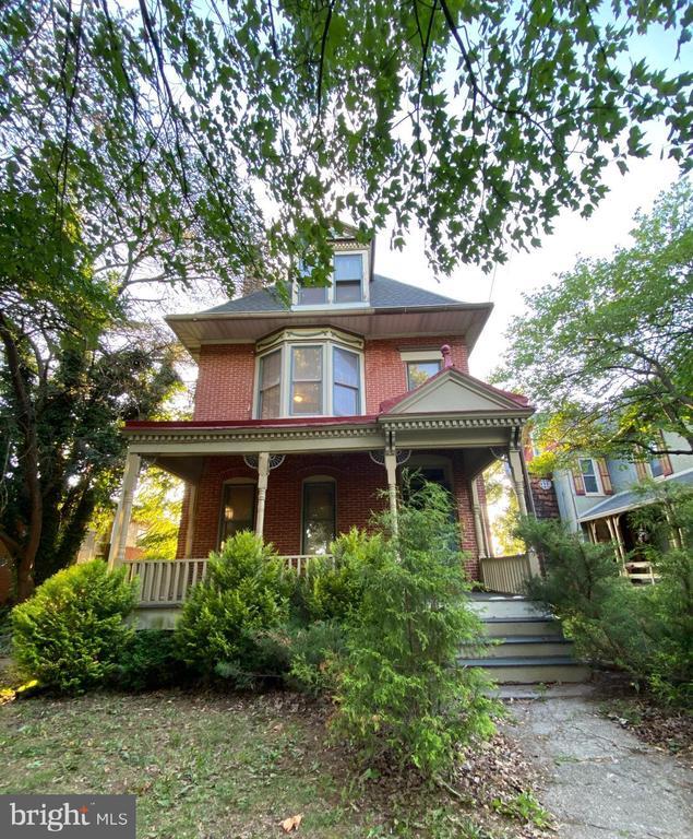 Foto del edificio - 535 N Charlotte St
