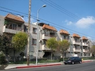 Primary Photo - 8155 Reseda Blvd