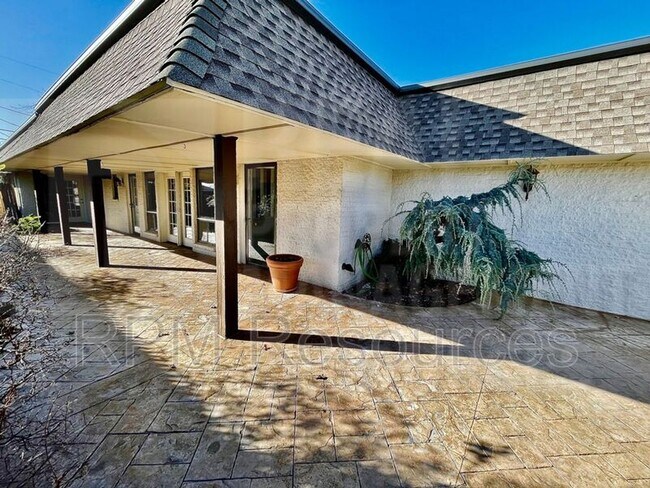 Building Photo - 2612 NW 62nd St