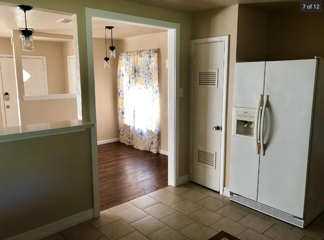 Building Photo - 3504 Jane Ln