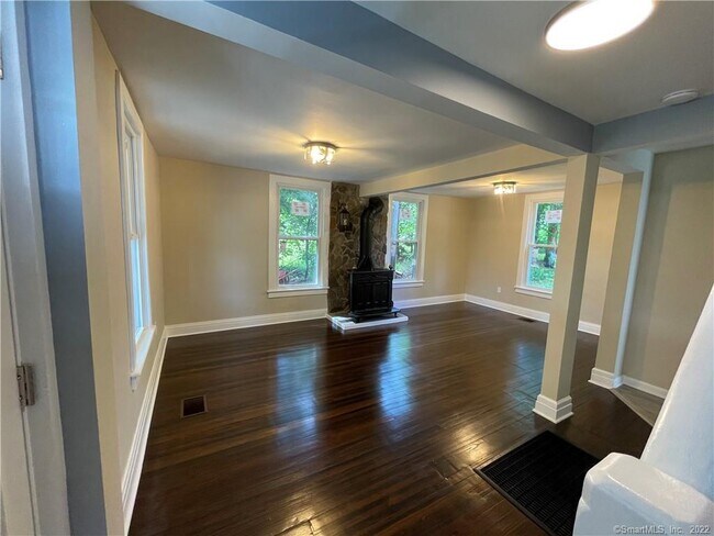 Foto del edificio - 477 Main St