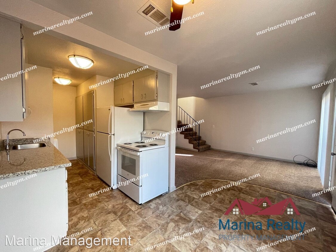 Foto principal - 2 br, 1.5 bath House - 440 Corcoran Ave #2