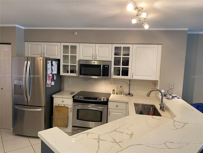 Foto del edificio - 2205 S Cypress Bend Dr