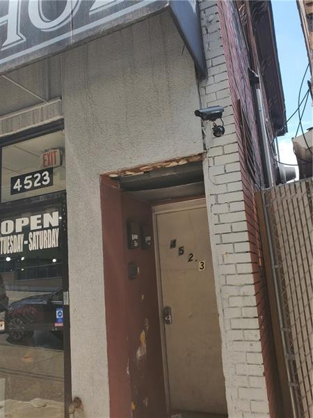 Primary Photo - 4523 Centre Ave