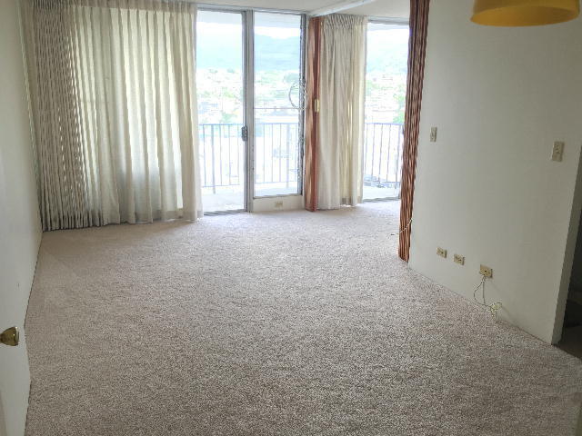 Photo - To register for the showing time below, note the 4 digit code: 5337 and click "APPLY NOW."(mobile... House