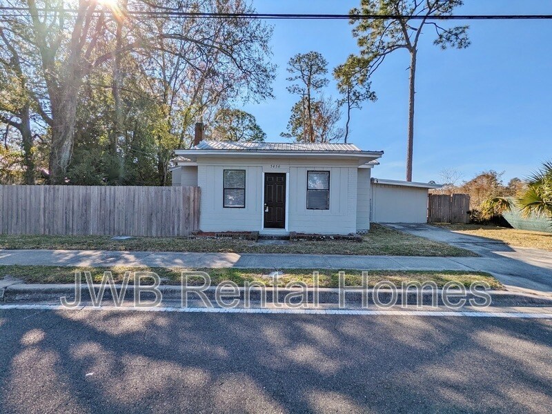 Foto principal - 5456 Timuquana Rd