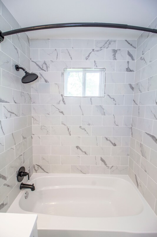 Building Photo - 4213 Kingsley Dr