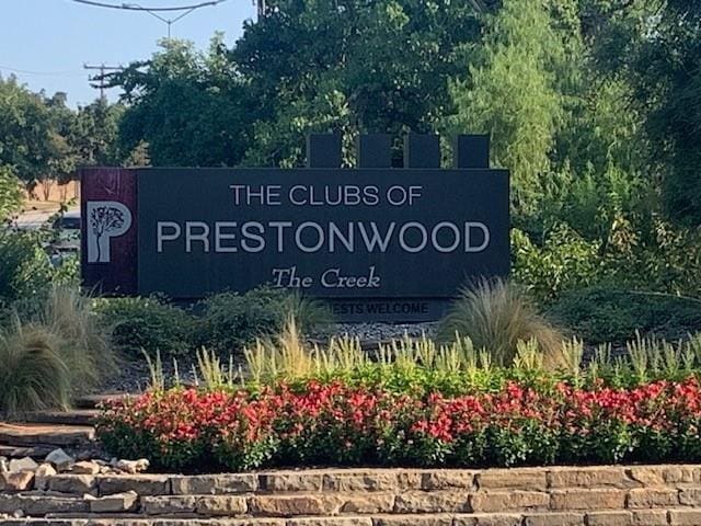 Foto principal - 15914 Club Crest Dr