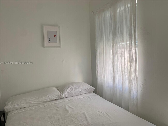 Foto del edificio - 2131 Arthur St