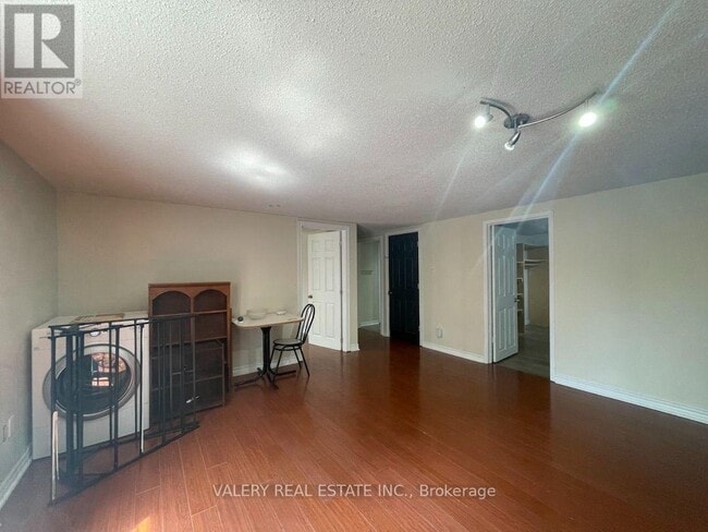 Building Photo - 73 Hickling Trail