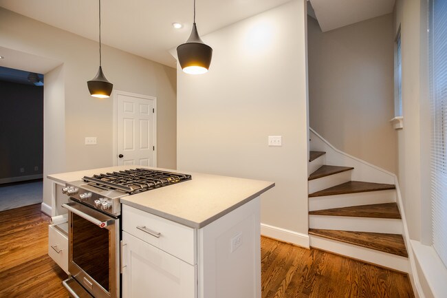 Kitchen - 116 Warren St