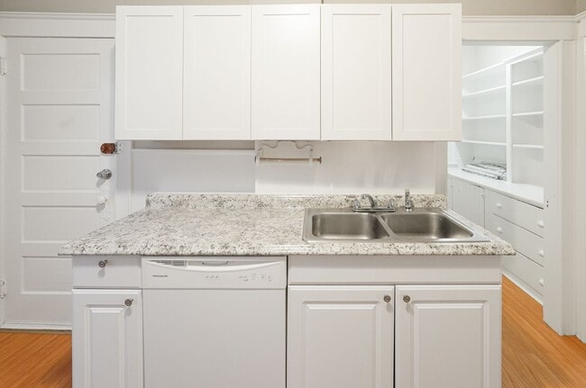 Building Photo - 112 West St