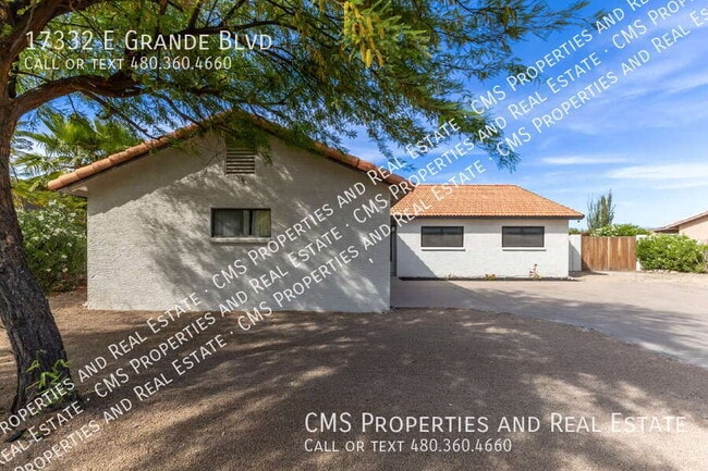 Foto del edificio - 17332 E Grande Blvd