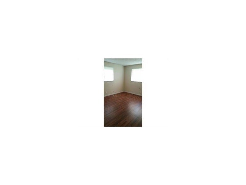 Primary Photo - 4730 NW 10th Ct