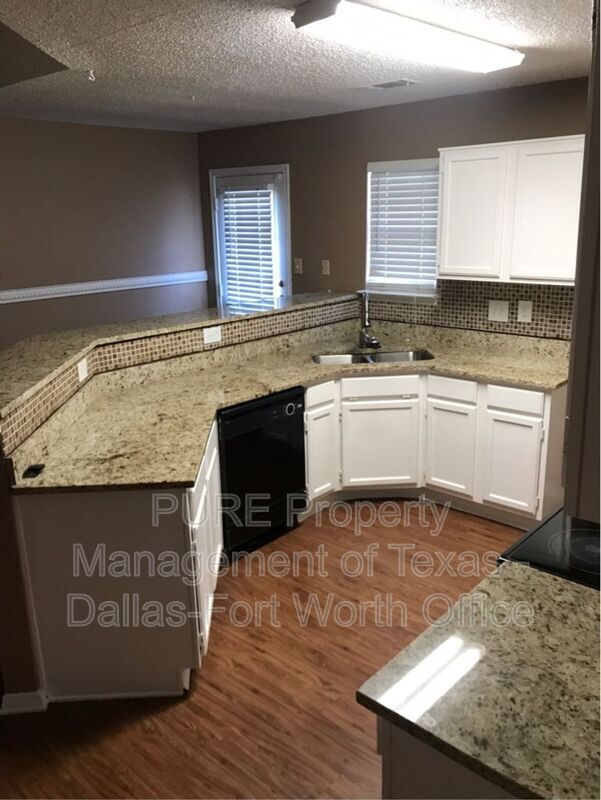 Foto del edificio - 6004 Meadowside Trail