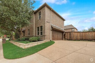 Building Photo - 1105 Haven Cir