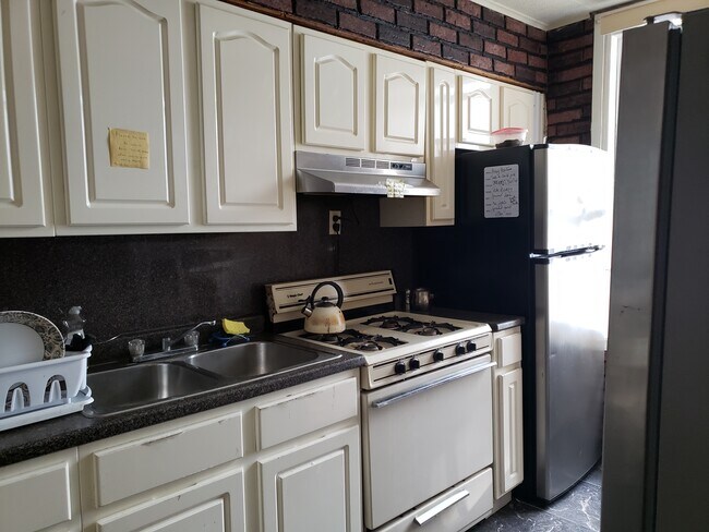 Foto del edificio - 1711 60th St