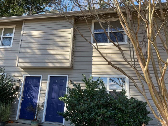 Primary Photo - Cotswold Area Townhome Apartment