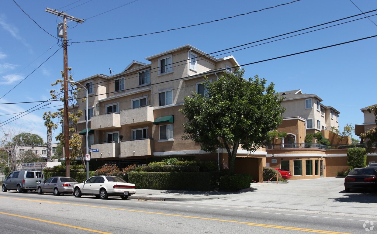 Evergreen Village Apartments Los Angeles