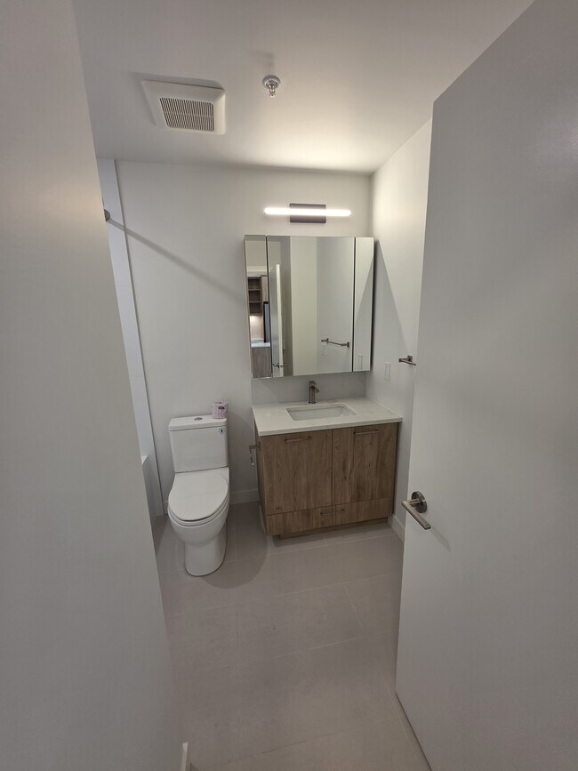 Photo du bâtiment - 82 1st St