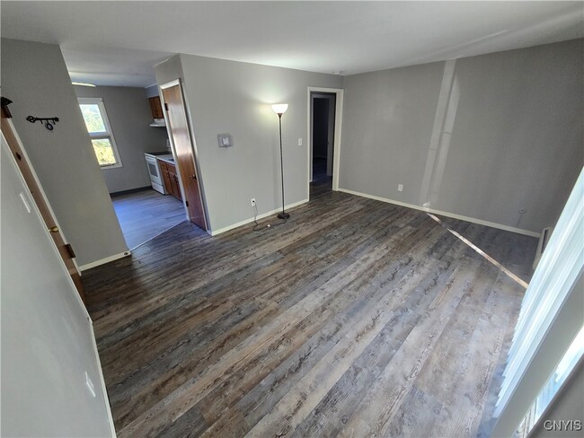 Building Photo - 1101 Teall Ave