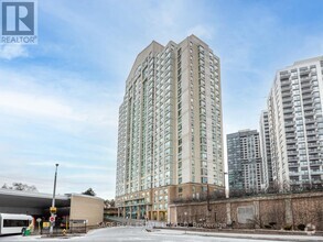 Building Photo - 101-101 Subway Crescent