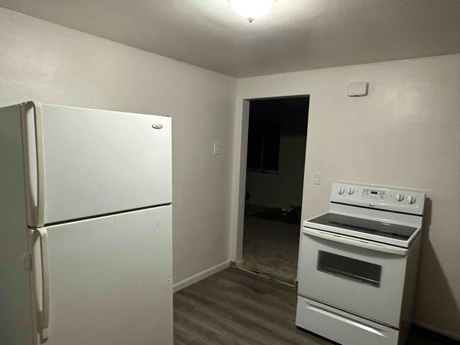 Photo - 9534 Glendale Rd Apartment