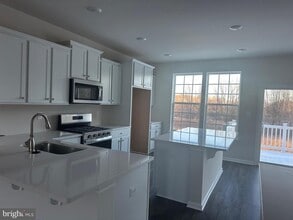 Building Photo - 451 Monte Farm Rd