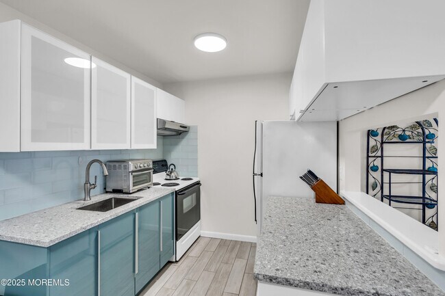 Foto del edificio - 1492 Ocean Ave