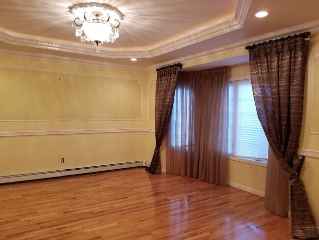 Dining Room - 76 Conklin Ave