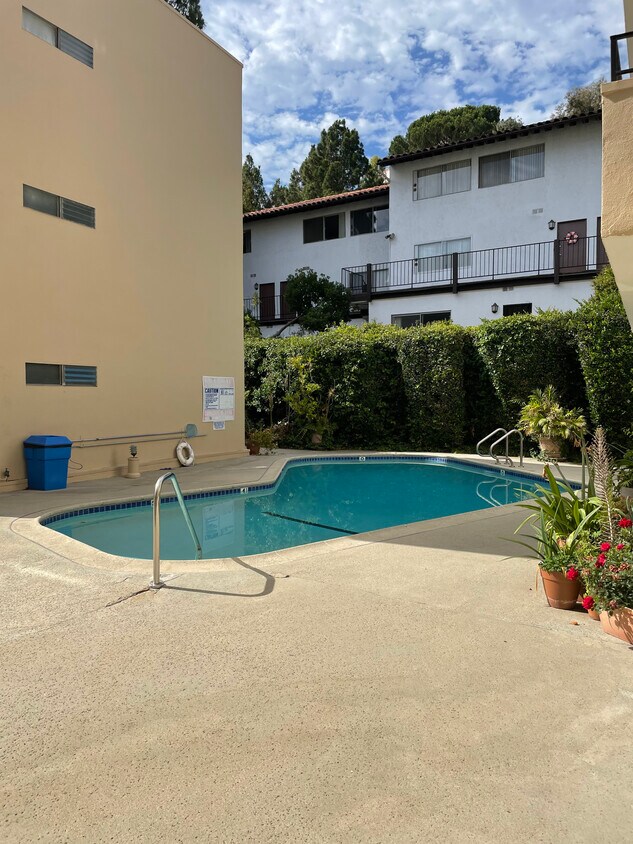 5630 Ravenspur Dr Unit 106, Rancho Palos Verdes, CA 90275 Condo for Rent in Rancho Palos