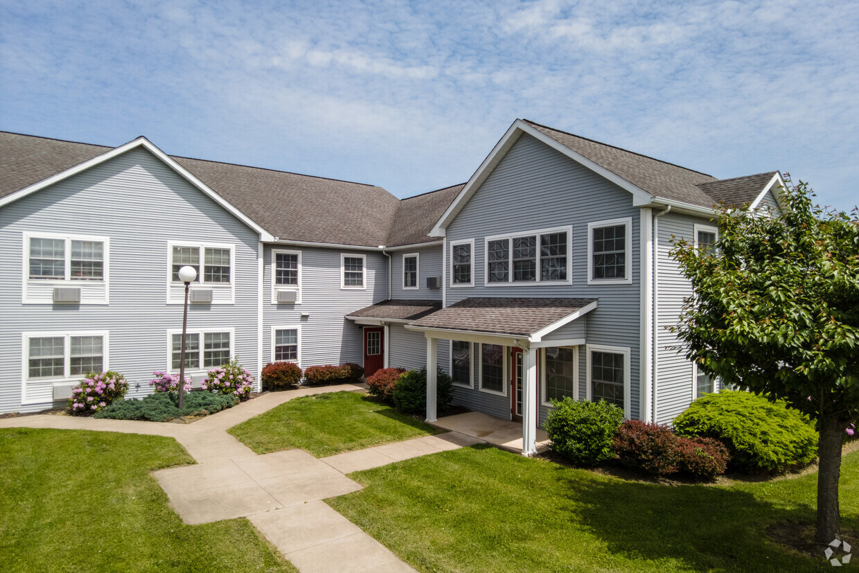 Foto principal - Monroe Estates