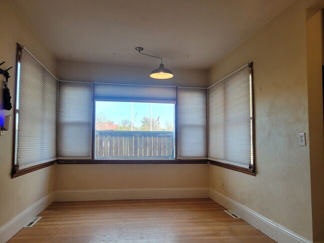 Foto del edificio - Charming 1910 Craftsman in the Heart of Do...