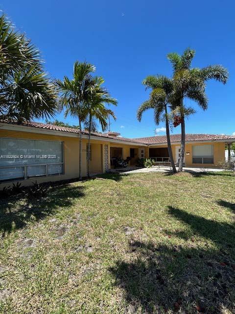 Foto principal - 2724 NE 32nd St