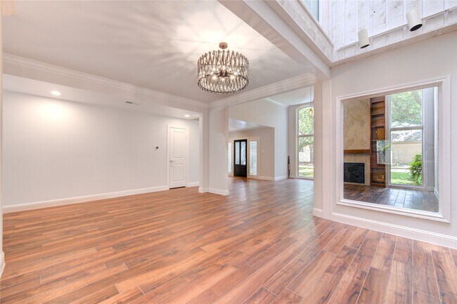 Foto del edificio - 438 E Fair Harbor Ln