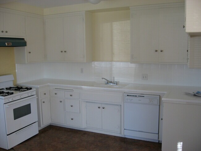 Foto del edificio - 1802 Oak St