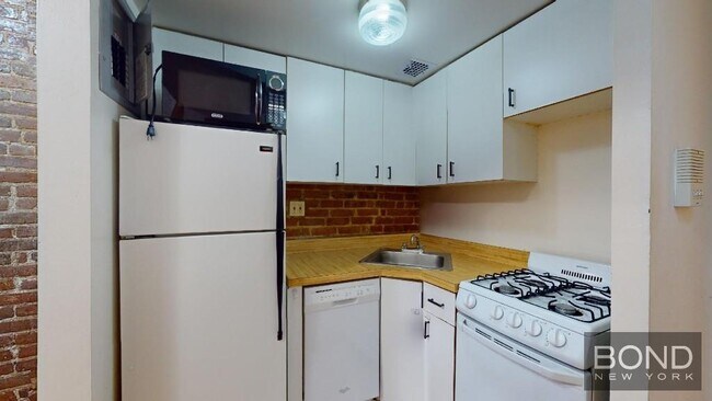 Foto del edificio - 722 Amsterdam Ave