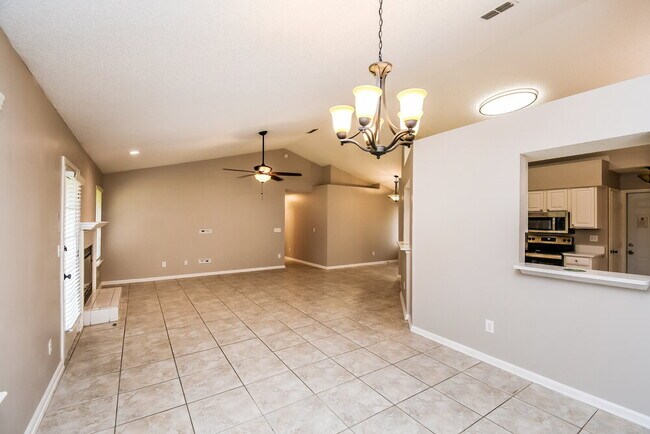 Foto del edificio - 8618 Wyndhurst Dr