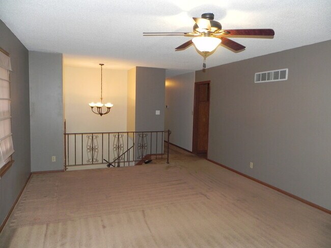 Building Photo - 1204 SW 14th Terrace