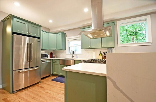 Foto del edificio - Renovated Apartment in Medford